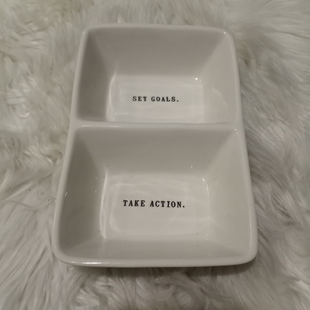 Rae Dunn Set Goals Take Action tray